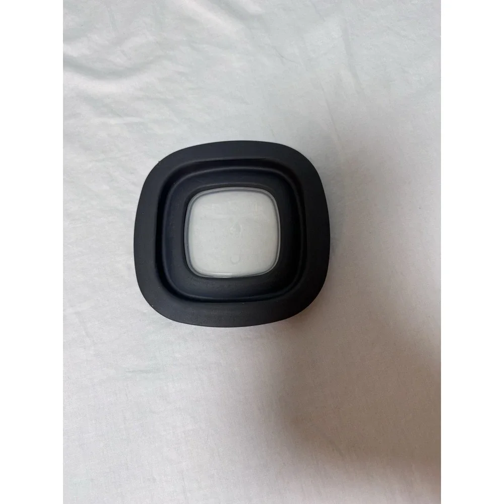 Set Of 3 - Rubbermaid Premier 10M1M2 Grey Square Replacement Lids Clear Window